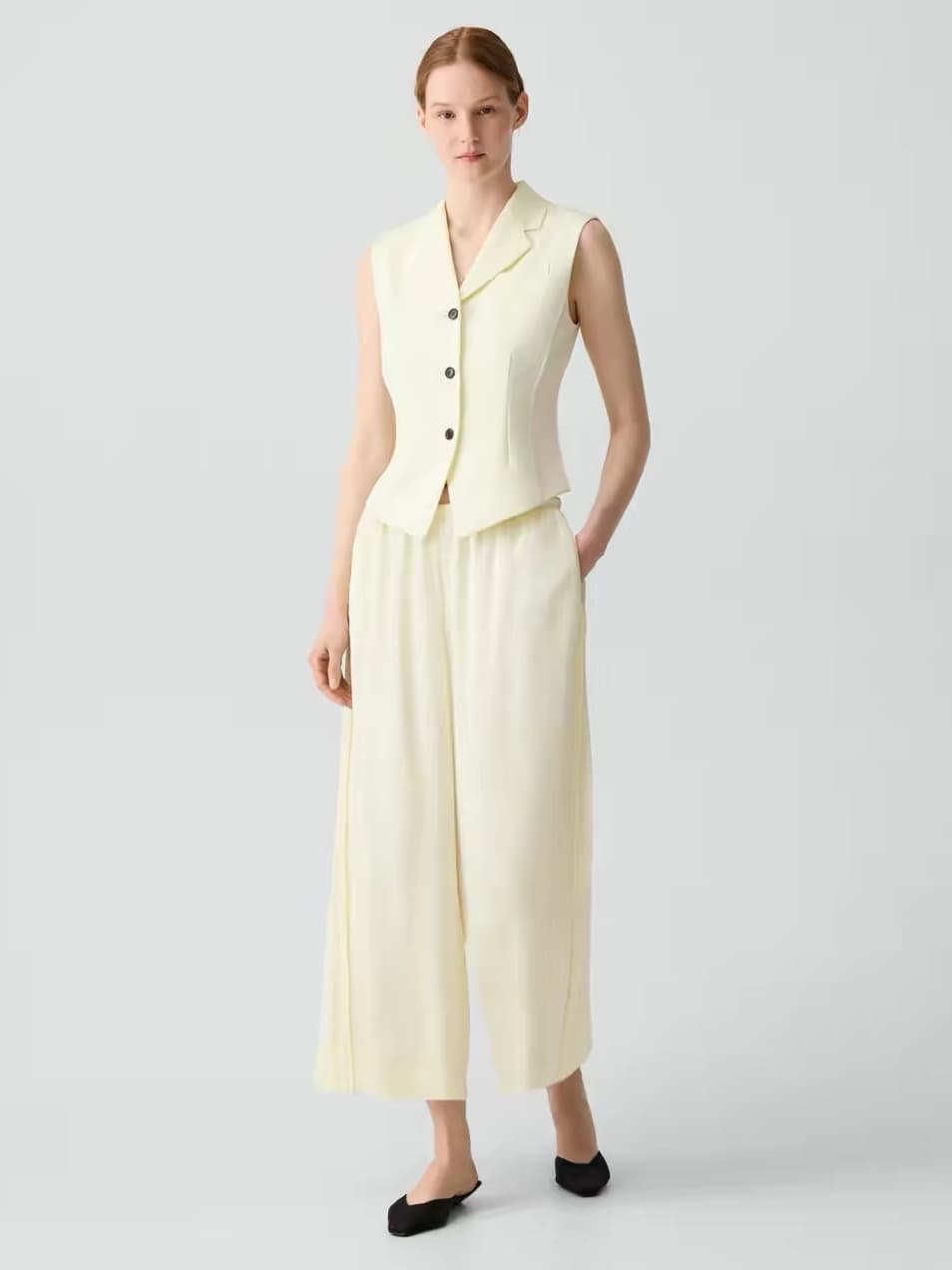 Commuter fashion women stock photo 10