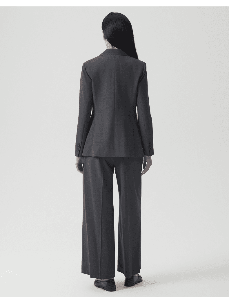 Elegant Tailored Wool-Blend One-Button Blazer - detail 6