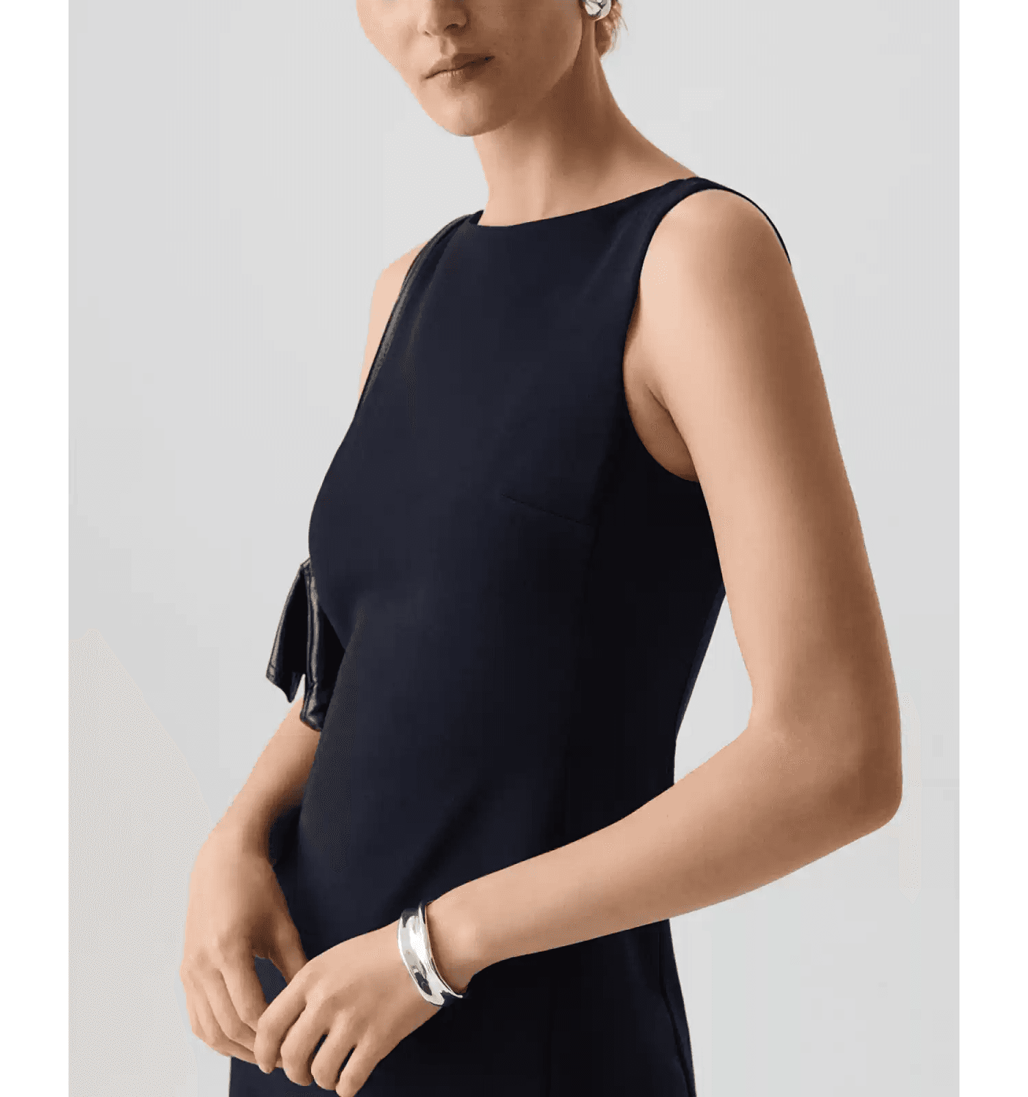 Elegant Sleeveless Boat-Neck Fishtail Dress - photo 2