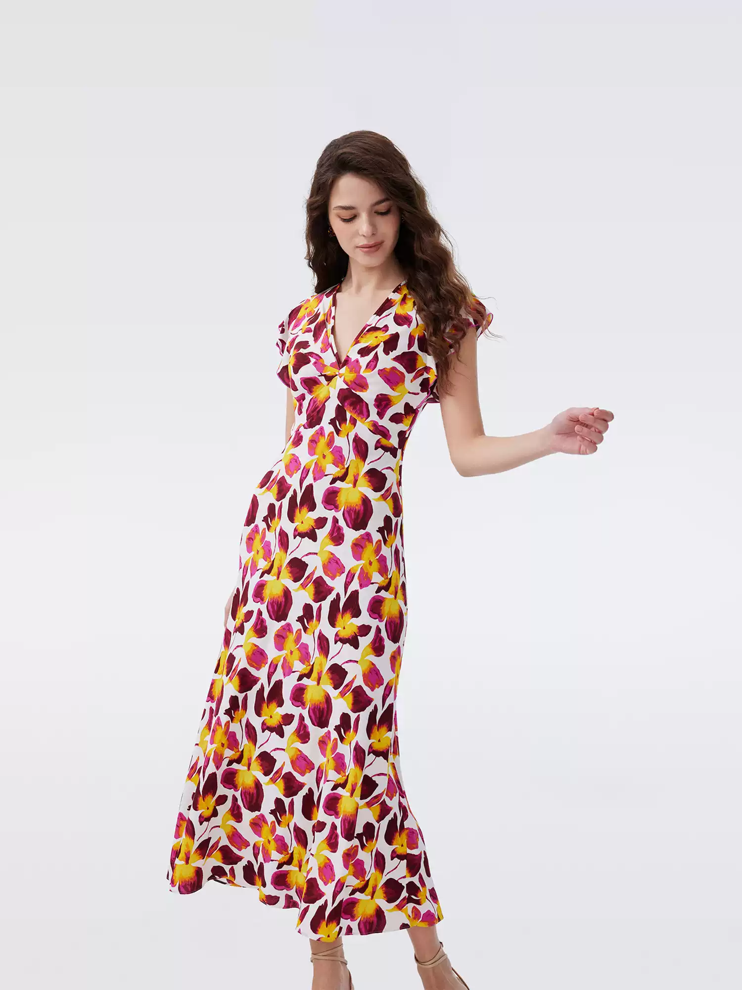 DVF Floral Crepe Tea Dress - photo 4
