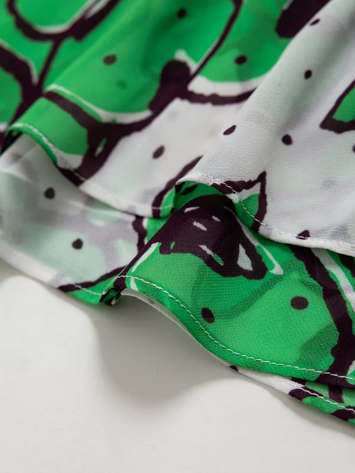 DVF Fall 2026 Wisteria-Print V-Neck Tea Dress - detail 10
