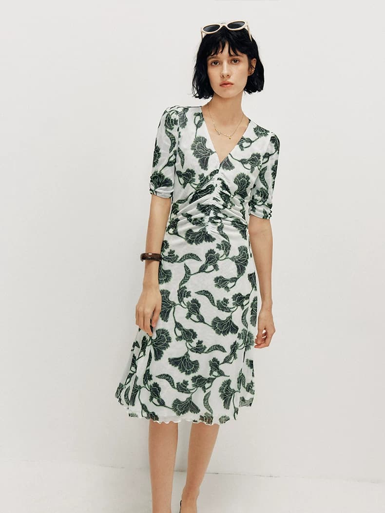 DVF Floral-Print Stretch-Mesh V-Neck Tea Dress - detail 6