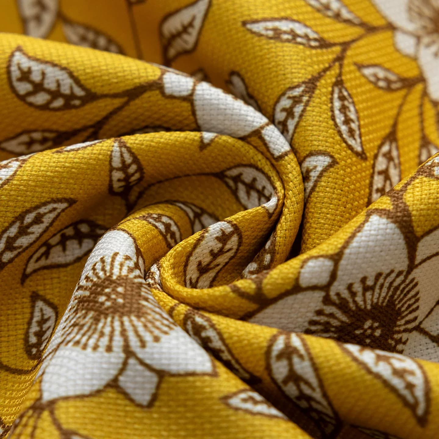 DVF Fall 2026 Yellow Floral Puff-Sleeve Tea Dress - detail 7